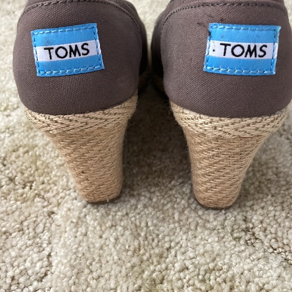 TOMS wedges brown peep toe canvas - Picture 3 of 8